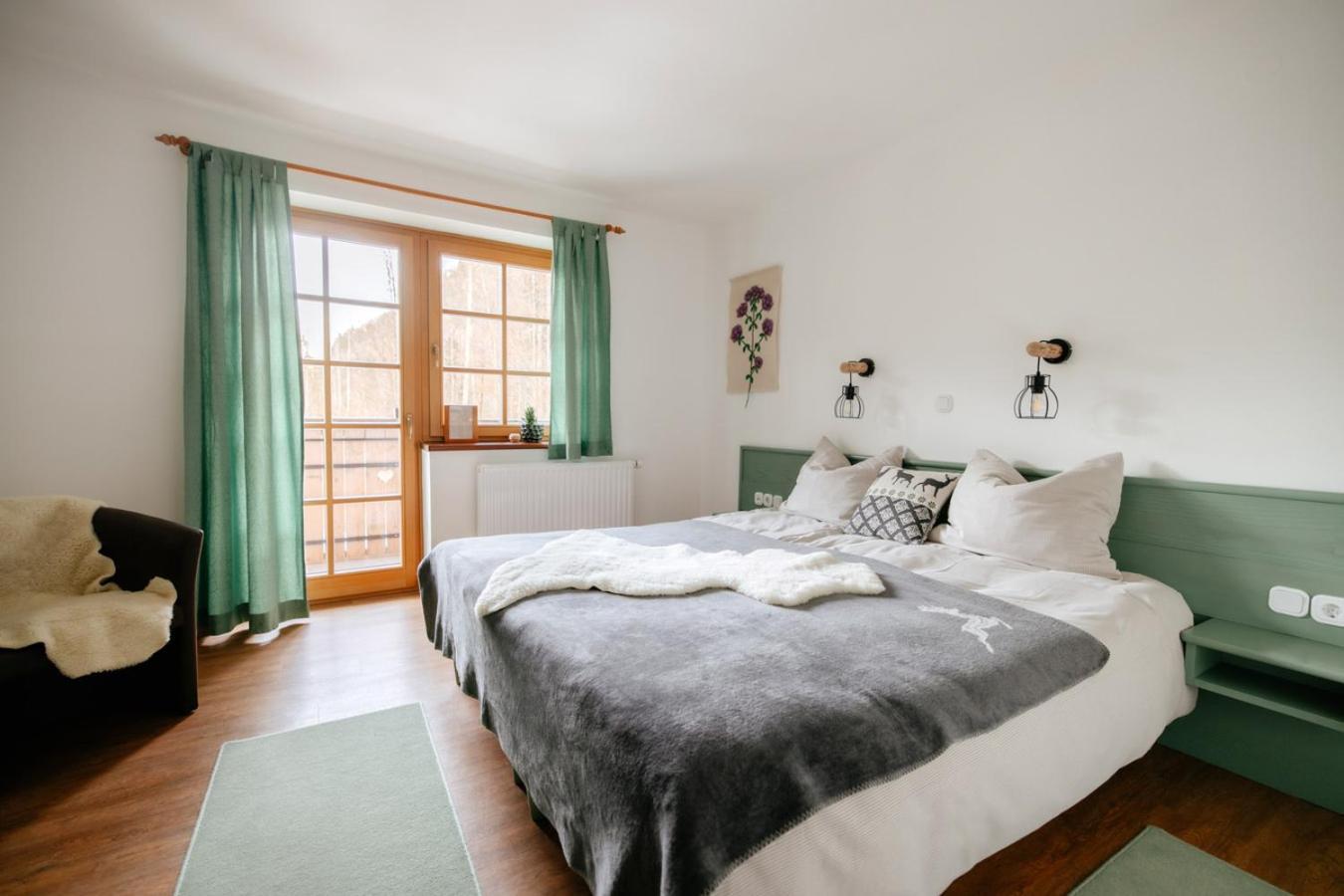Eko Hisa-Eco House Na Razpotju Hotel Solcava Ngoại thất bức ảnh
