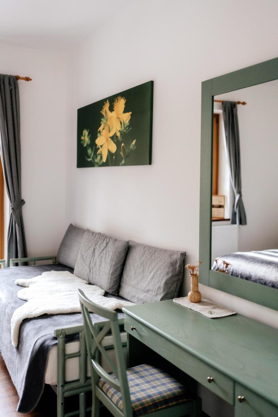 Eko Hisa-Eco House Na Razpotju Hotel Solcava Ngoại thất bức ảnh